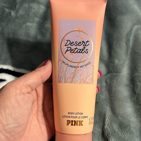 Pink Lotion Hot Petals Scented Lotion PINK Victoria's Secret Bath